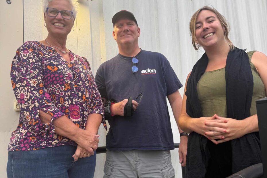 Federal Valley Resource Center with AAMP Board Members